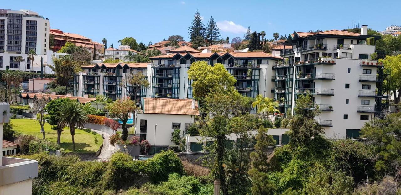 Reids Gardens Luxury Flat In The Best Condominium Of Madeira Island *